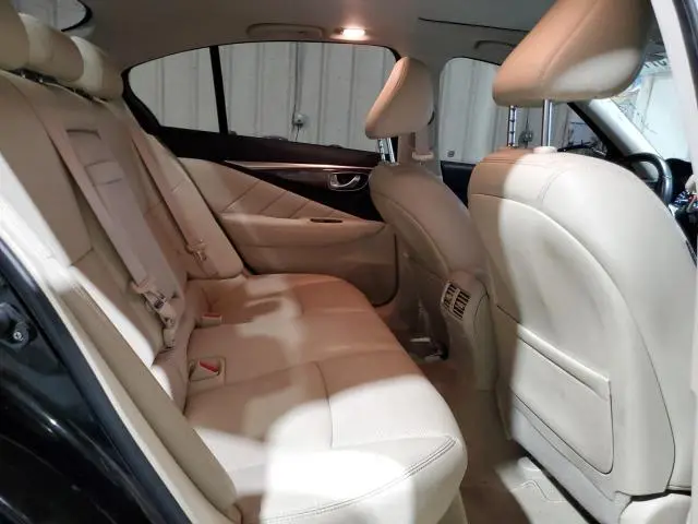 2018 INFINITI Q50 LUXE  