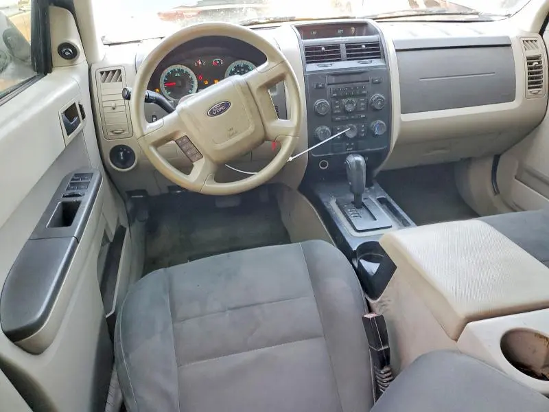 2010 FORD ESCAPE XLS  