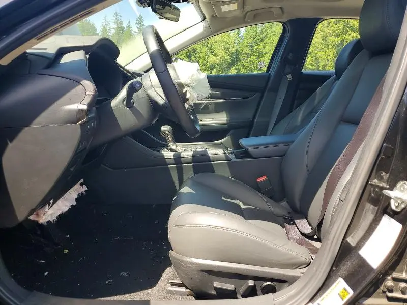 2025 MAZDA 3 PREFERRED  