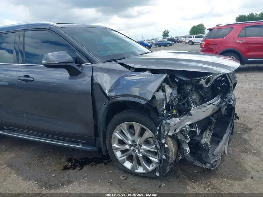 2021 TOYOTA HIGHLANDER LIMITED