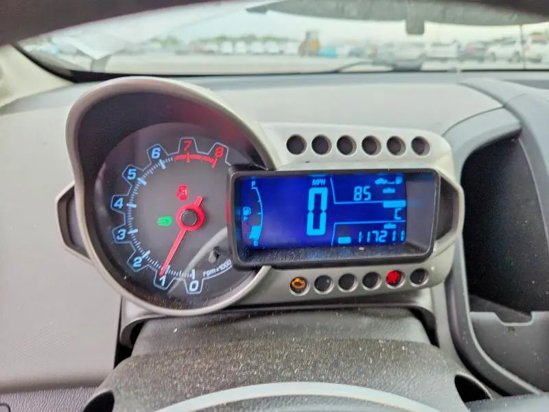 2013 CHEVROLET SONIC LS  