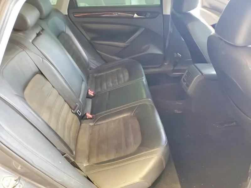 2014 VOLKSWAGEN PASSAT SEL  