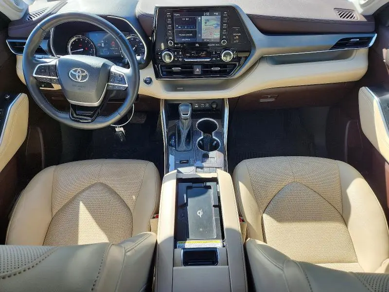 2022 TOYOTA HIGHLANDER LIMITED  