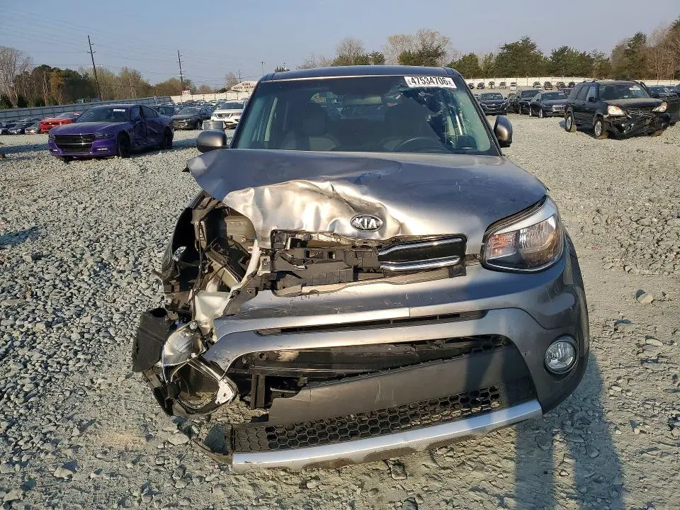 2017 KIA SOUL +  