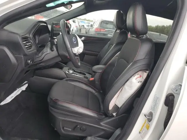 2023 FORD ESCAPE ST LINE  