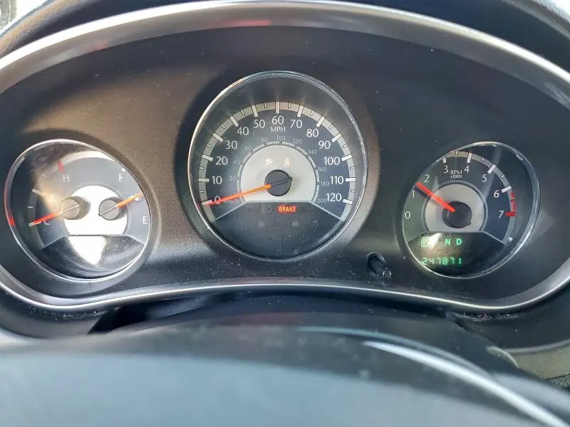 2012 CHRYSLER 200 LX  