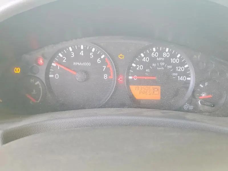 2014 NISSAN FRONTIER S  