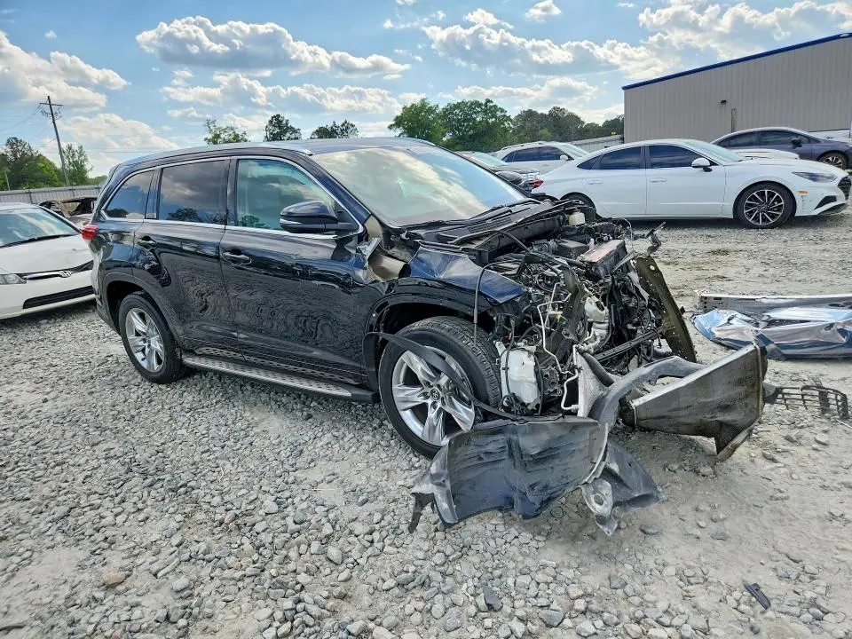2018 TOYOTA HIGHLANDER LIMITED  