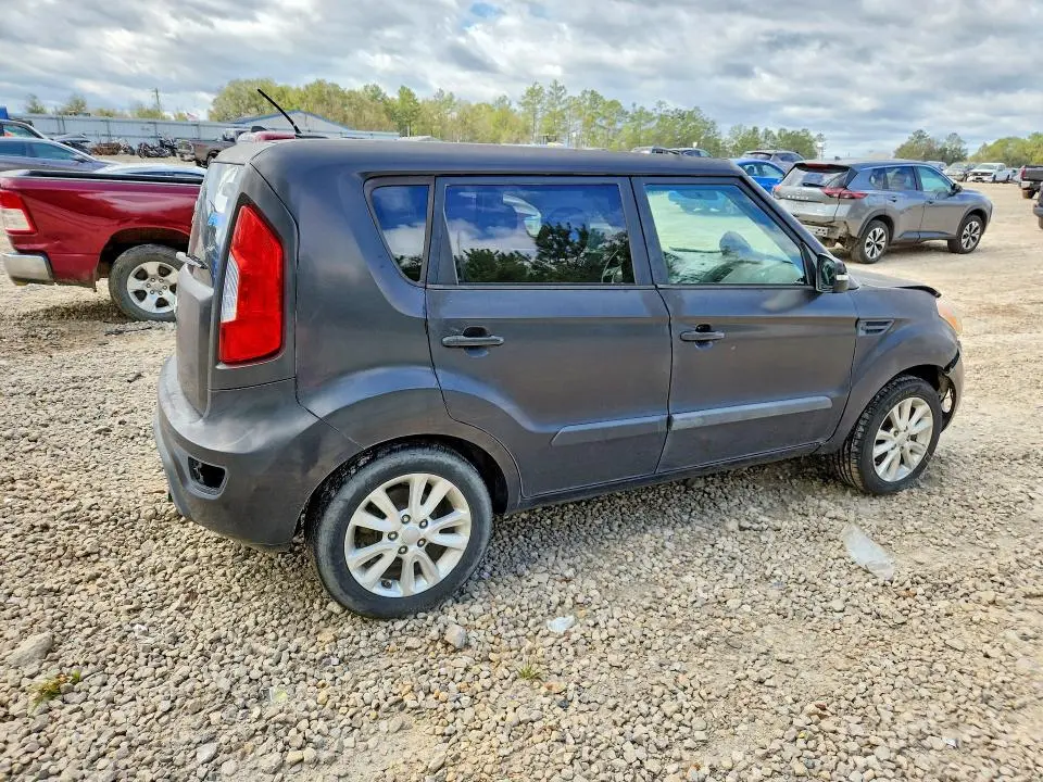 2012 KIA SOUL +  