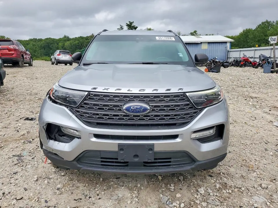 2021 FORD EXPLORER XLT  
