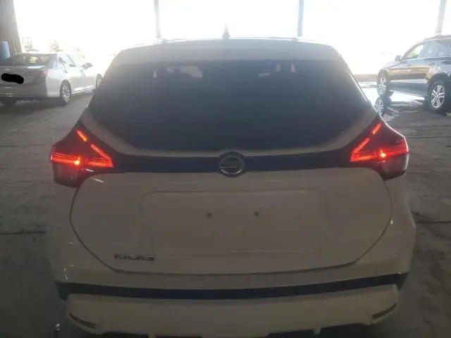 2021 NISSAN KICKS S