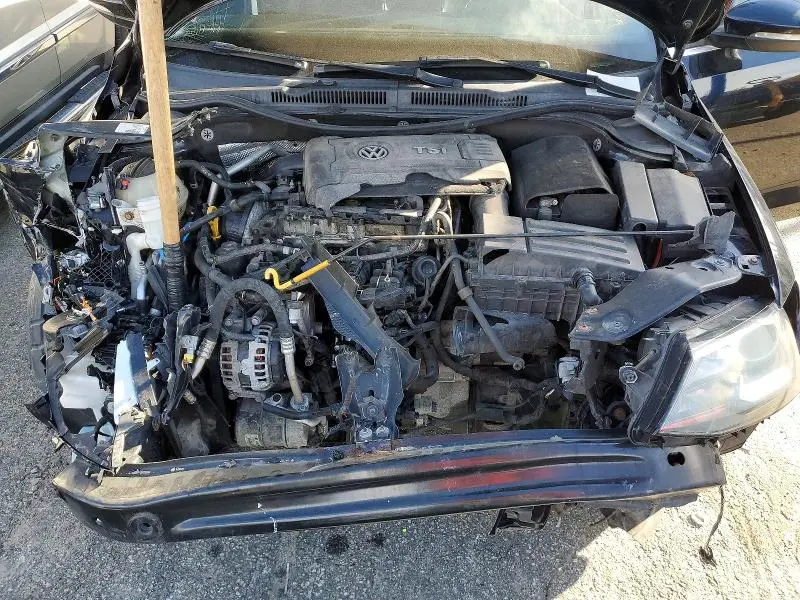 2015 VOLKSWAGEN JETTA GLI  