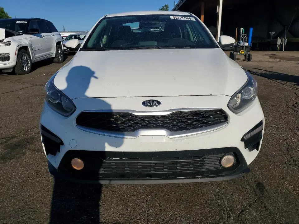 2021 KIA FORTE LXS  