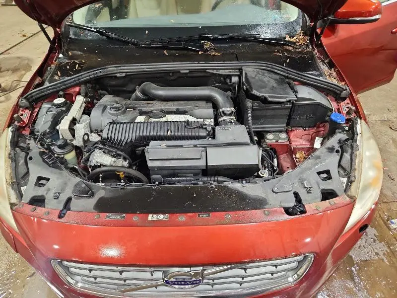 2013 VOLVO S60 T5  