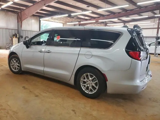 2024 CHRYSLER VOYAGER LX  