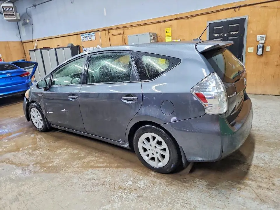2012 TOYOTA PRIUS V THREE  