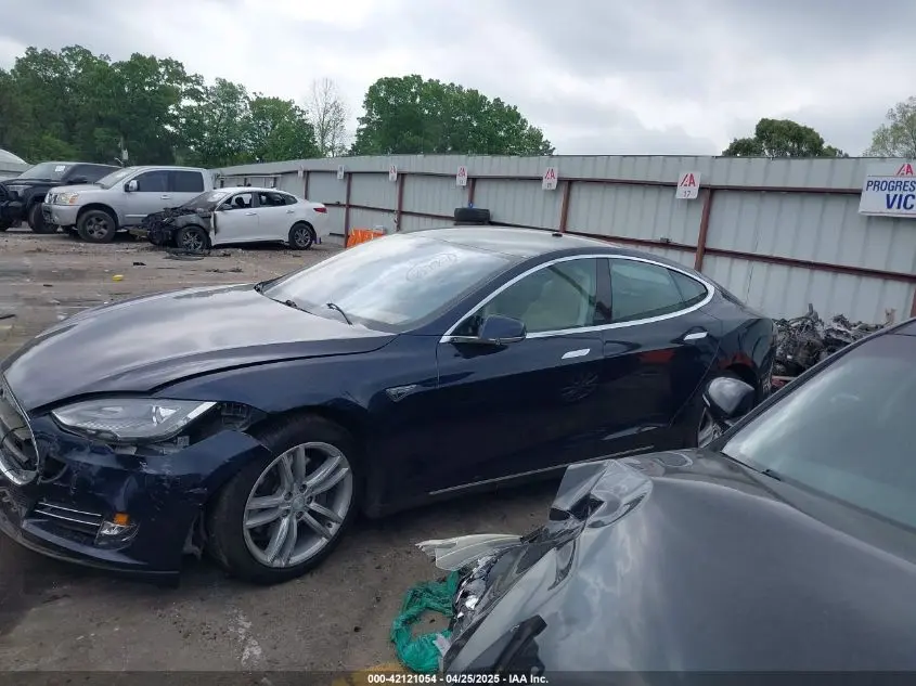 2013 TESLA MODEL S  