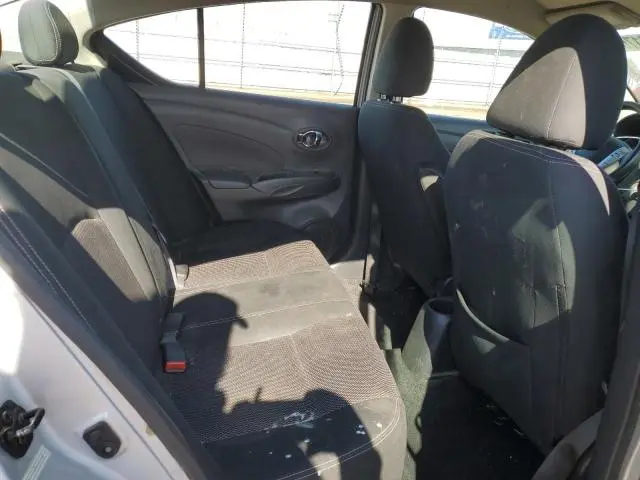 2018 NISSAN VERSA S  