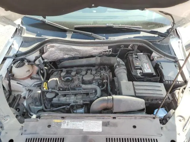 2014 VOLKSWAGEN TIGUAN S  