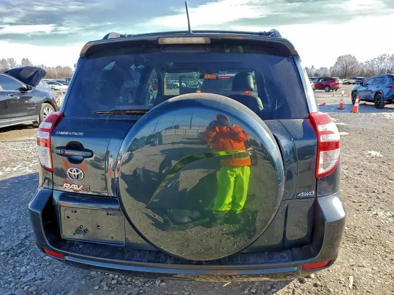 2011 TOYOTA RAV4 LIMITED  