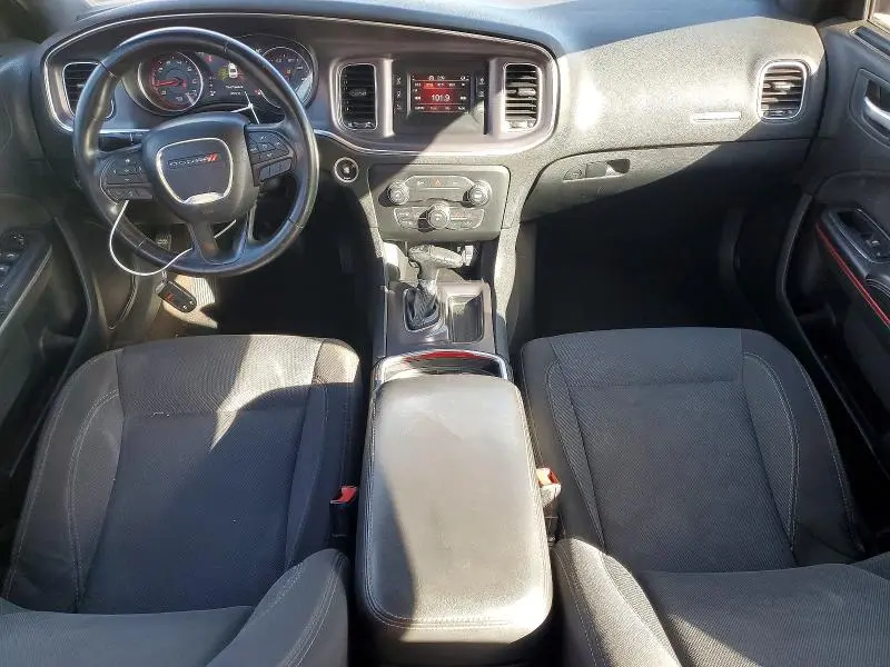 2016 DODGE CHARGER SE  