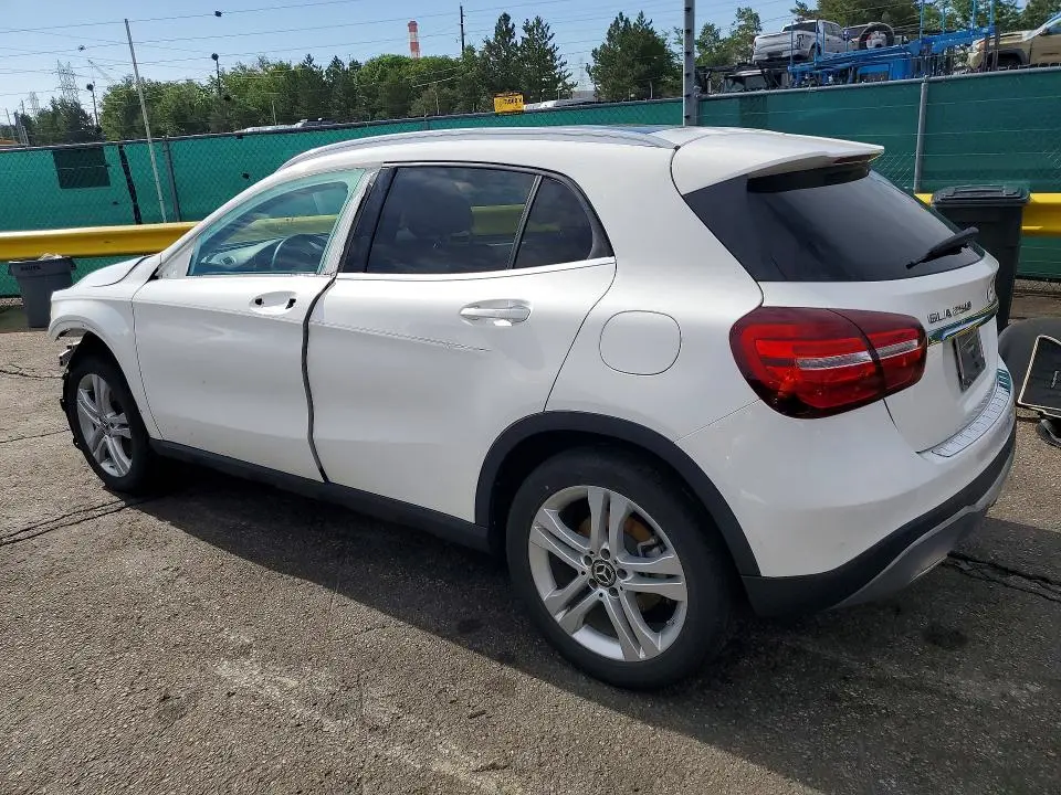 2020 MERCEDES-BENZ GLA 250 4MATIC  
