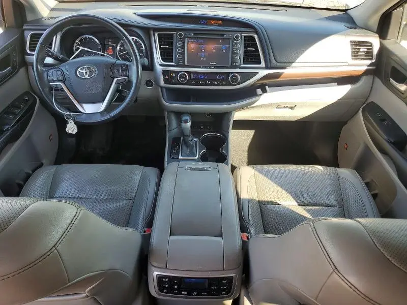 2016 TOYOTA HIGHLANDER LIMITED PLATINUM  