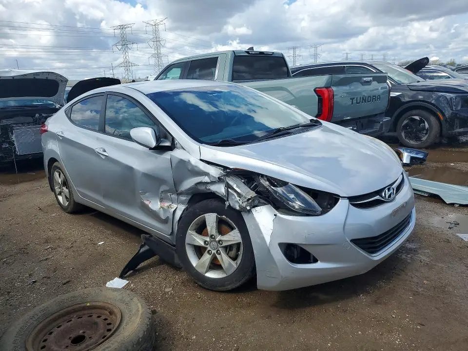 2013 HYUNDAI ELANTRA GLS  