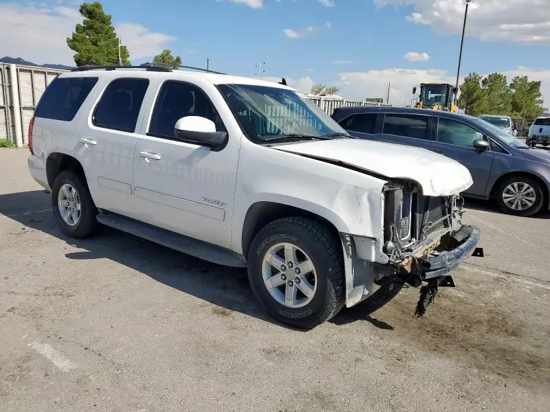 2013 GMC YUKON SLE  