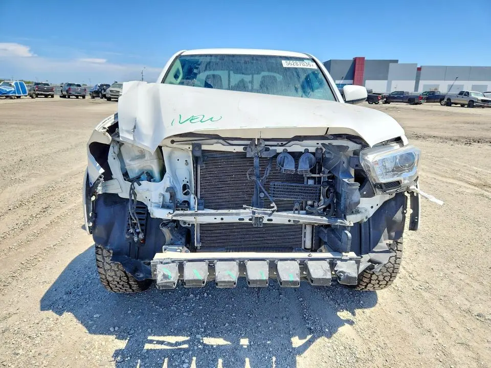 2017 TOYOTA TACOMA SR5 V6  