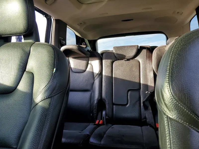 2018 VOLVO XC90 T6  