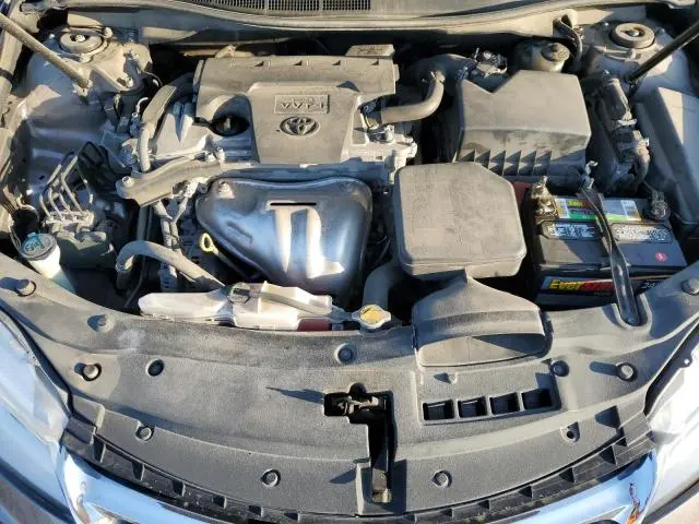 2015 TOYOTA CAMRY LE  