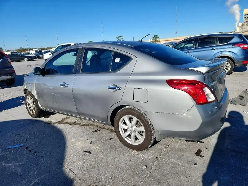 2014 NISSAN VERSA S  
