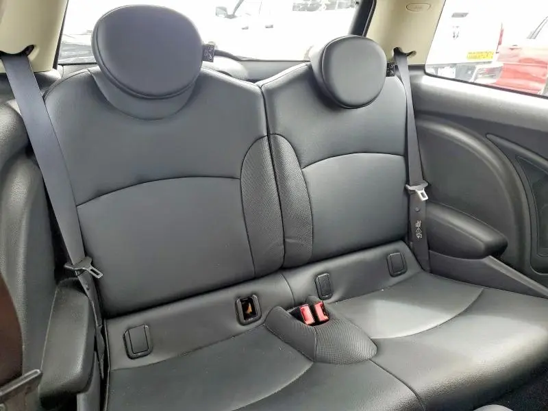 2011 MINI COOPER S  