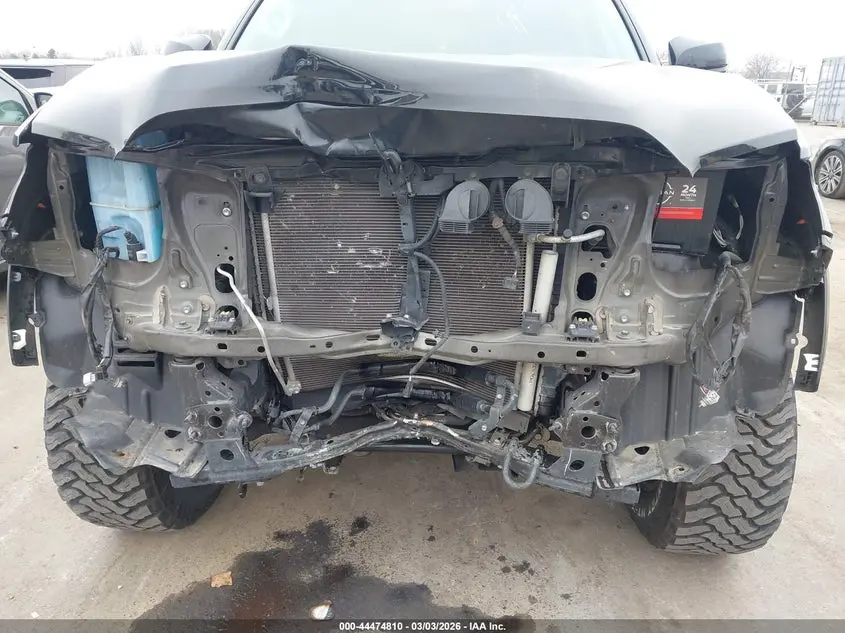 2021 TOYOTA TACOMA SR5 V6