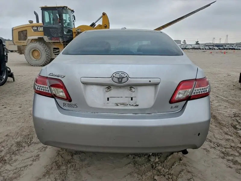 2010 TOYOTA CAMRY BASE  