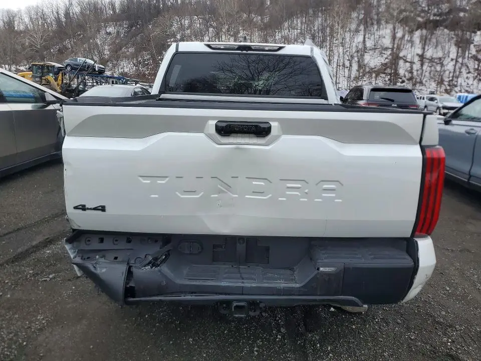 2024 TOYOTA TUNDRA  LIMITED 4WD V6 HYBRID CREW
