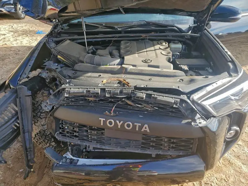 2022 TOYOTA 4RUNNER SR5/SR5 PREMIUM  