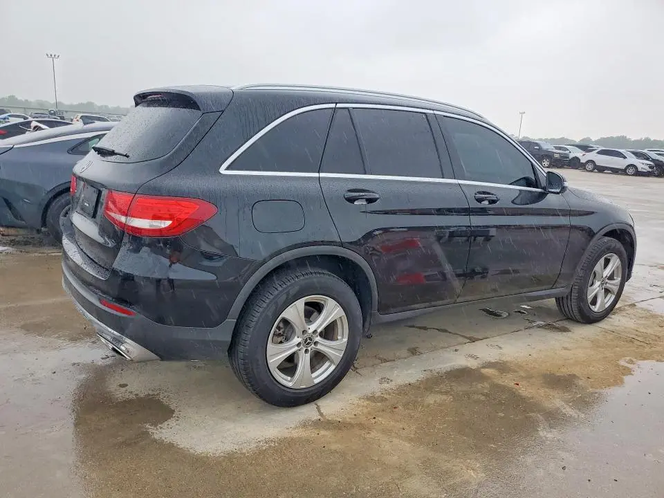 2017 MERCEDES-BENZ GLC 300  