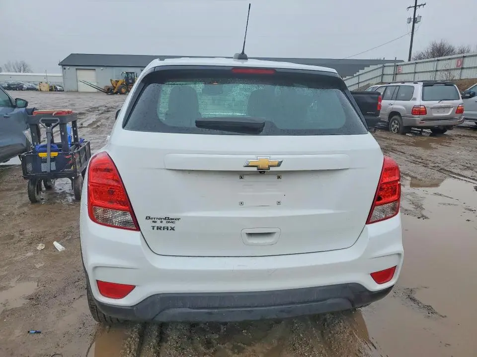 2017 CHEVROLET TRAX LS  