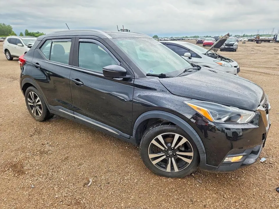 2019 NISSAN KICKS S  