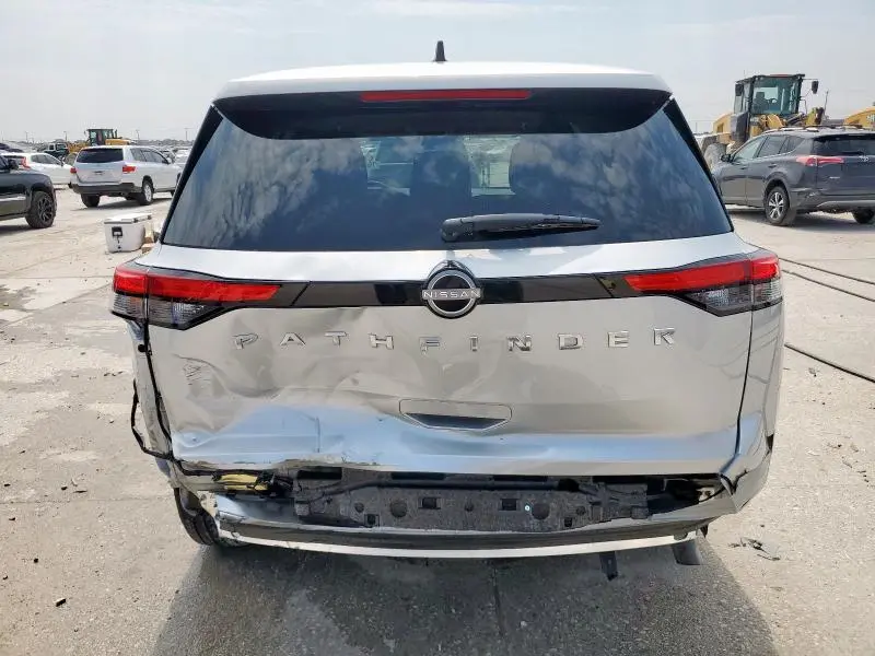 2024 NISSAN PATHFINDER S  