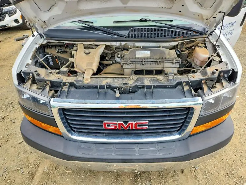 2022 GMC SAVANA G2500  