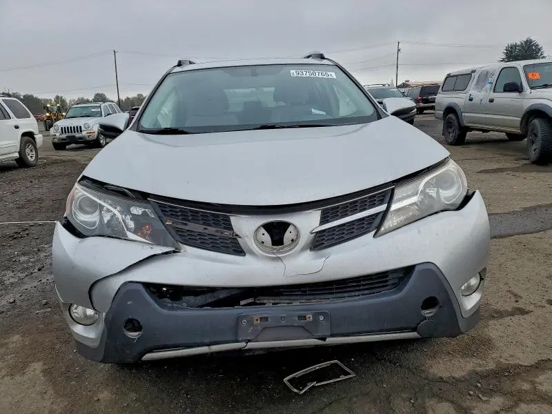 2014 TOYOTA RAV4 XLE  