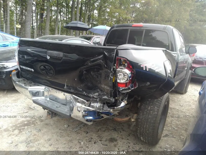 2011 TOYOTA TACOMA 