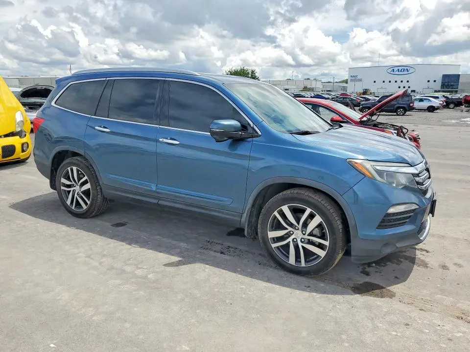 2017 HONDA PILOT TOURING  