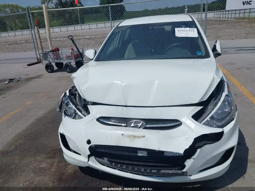 2016 HYUNDAI ACCENT SE