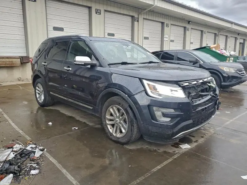 2017 FORD EXPLORER XLT  