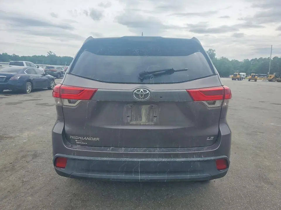 2019 TOYOTA HIGHLANDER LE PLUS  
