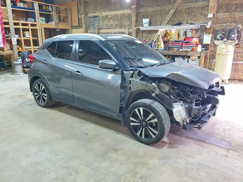 2020 NISSAN KICKS SV  